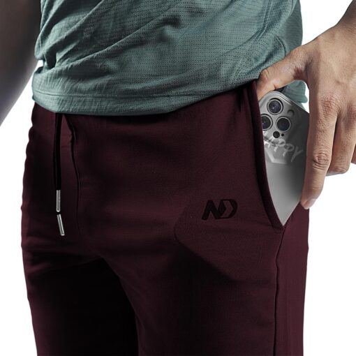 ND Essential Shorts, Burgundy 4