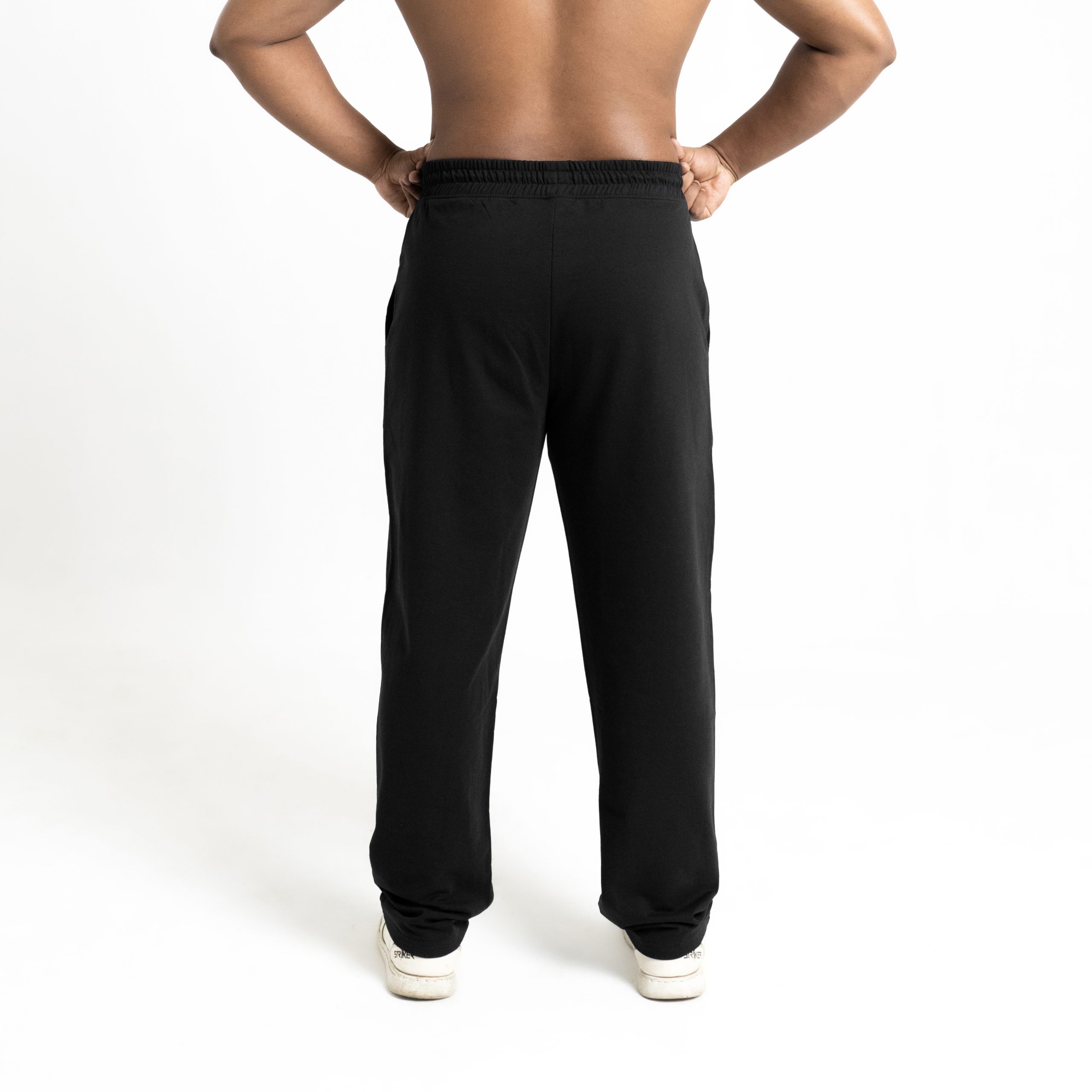 ND Straight-Fit Comfort Pants - Black 3
