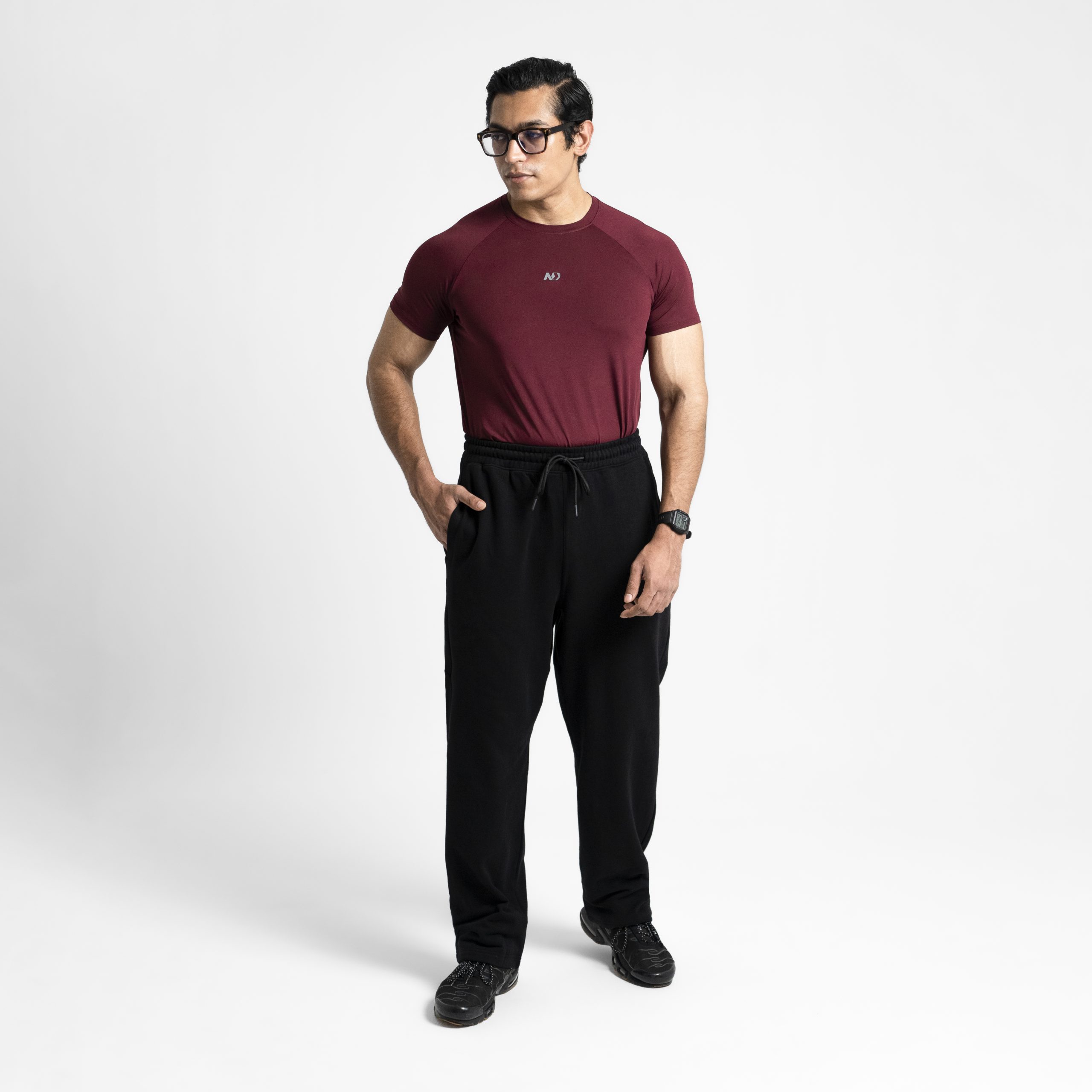 ND Essential Straight Leg Pant - Black 6