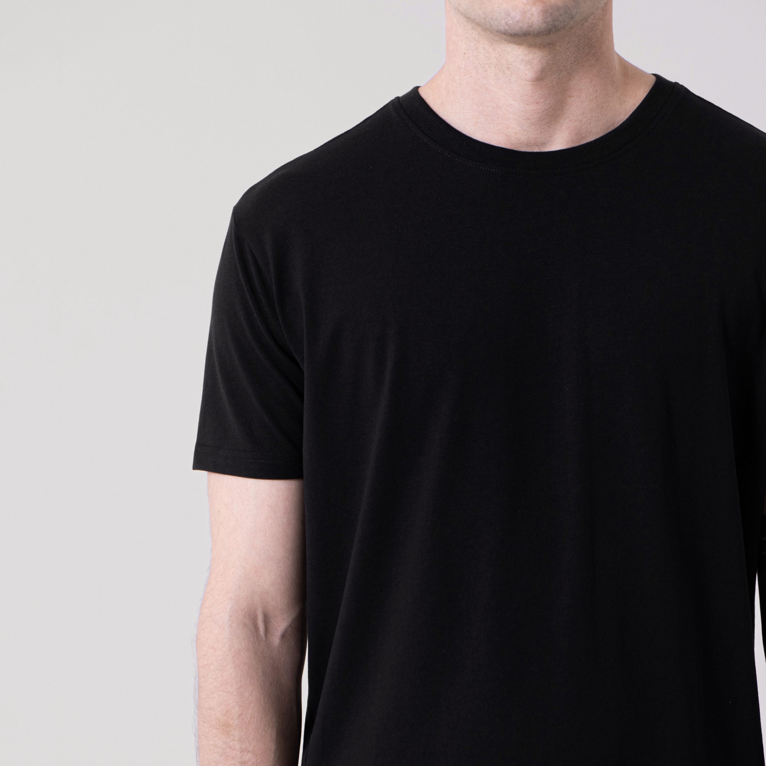 Timeless Signature T-Shirt - Black 2